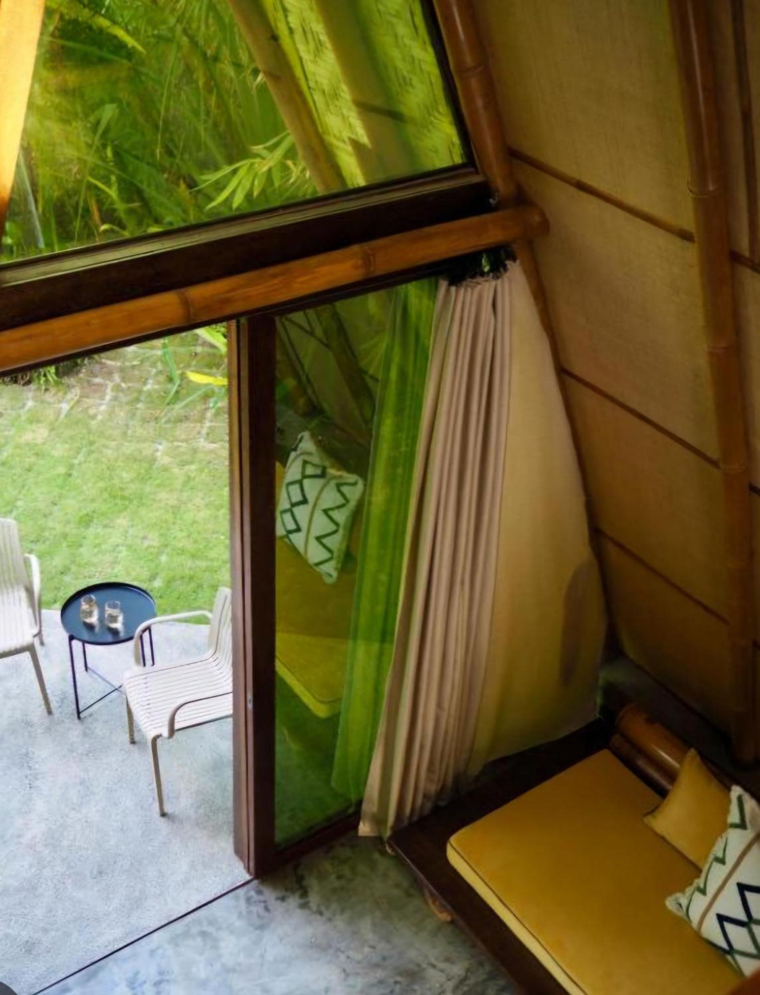 Nirvana Bamboo Houses & Dive Resort Moalboal Kültér fotó