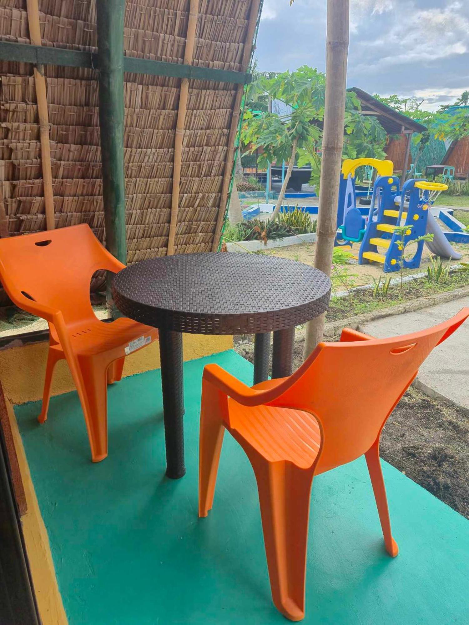 Nirvana Bamboo Houses & Dive Resort Moalboal Kültér fotó