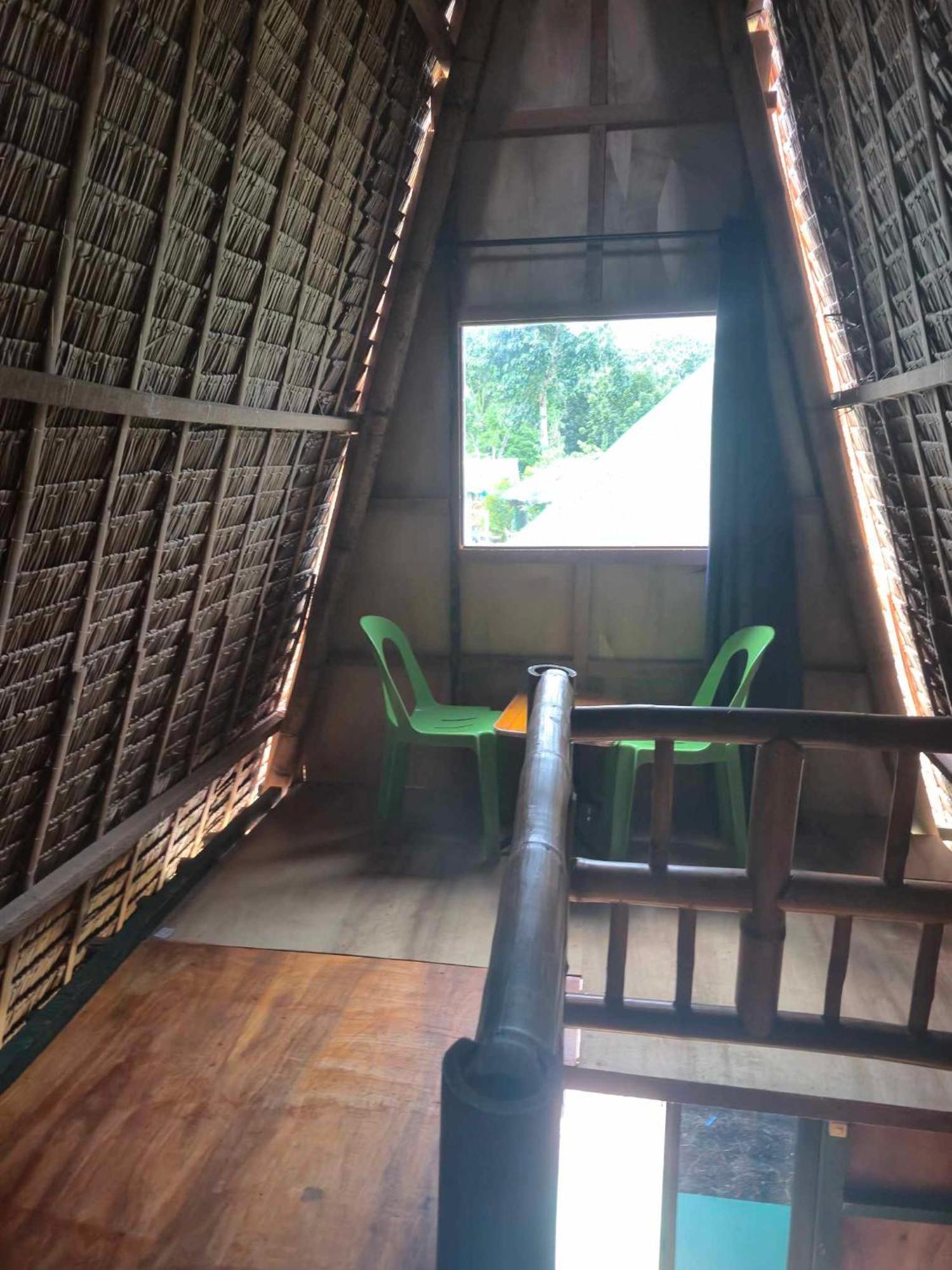 Nirvana Bamboo Houses & Dive Resort Moalboal Kültér fotó